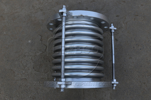 內(nèi)壓式和外壓式波紋<a href=http://m.mmaw1314.com target=_blank class=infotextkey>補(bǔ)償器</a>存在的區(qū)別