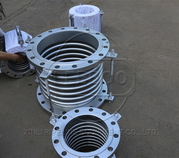 非金屬<a href=http://m.mmaw1314.com target=_blank class=infotextkey>補(bǔ)償器</a>的位移知識